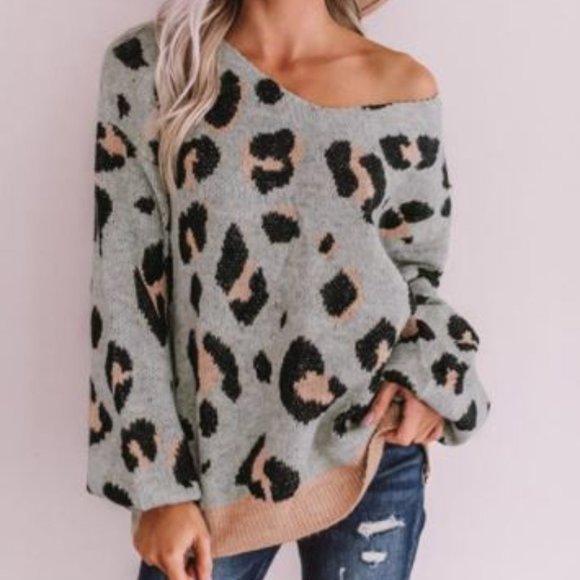 Gray V-neck Leopard Print Sweater - Picture 1 of 3